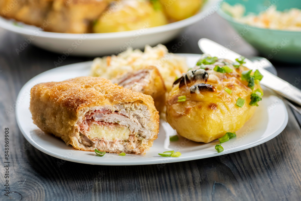 Cutlet cordon bleu and hasselback potatoes Cutlet cordon bleu and hasselback potatoes