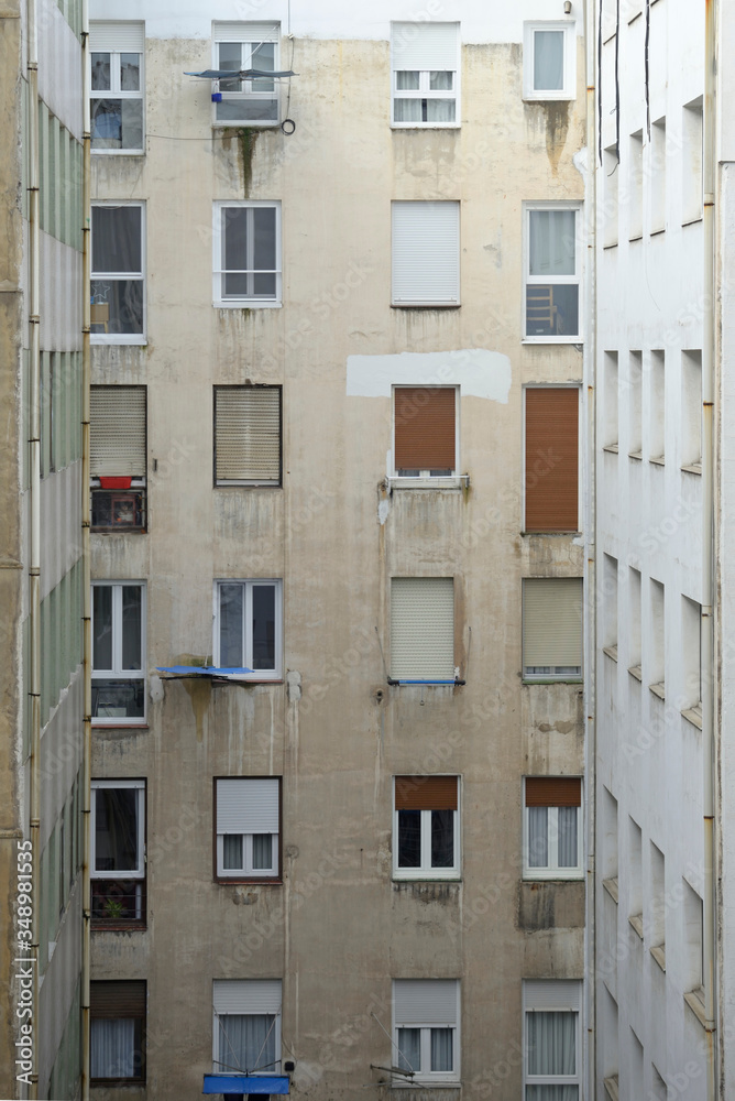Obraz premium View of a working class apartment building
