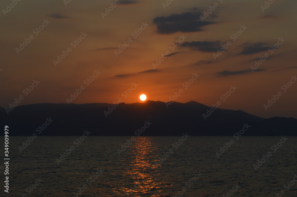 Naklejka premium Sunset à Heraklion en crète