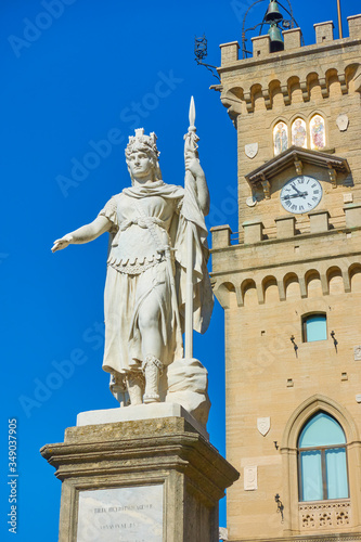 Statue of liberty in San Marino © Roman Sigaev