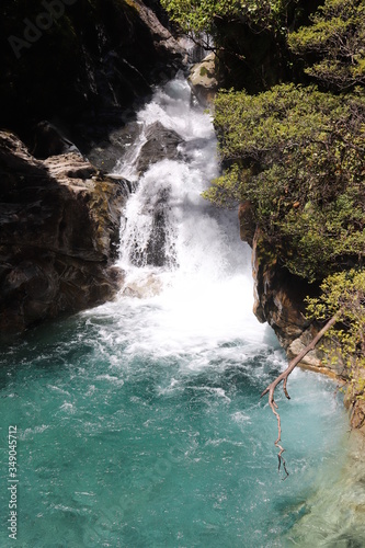 New Zealand falls