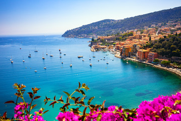 Fotobehang Nice Villefranche-sur-Mer aan Franse Rivièra  © Kavita