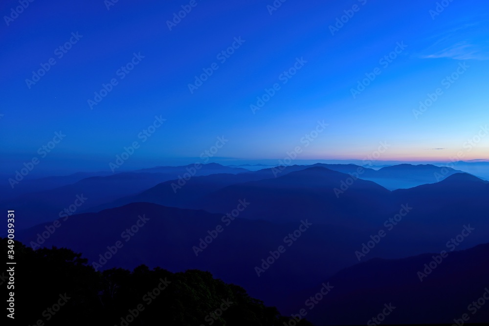 伊吹山で見た見た夜明け前の情景＠滋賀