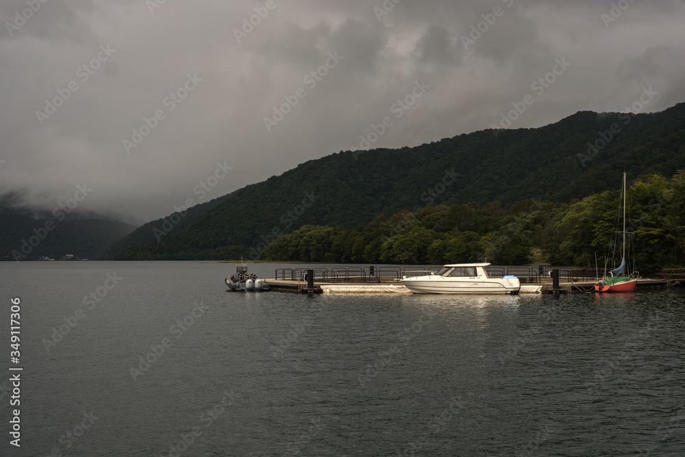 Fototapeta premium 雨のち晴れ