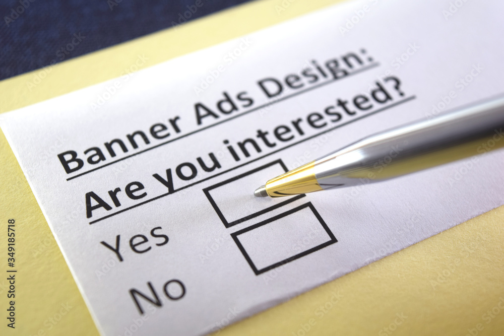 One person is answering question about banner ads design.