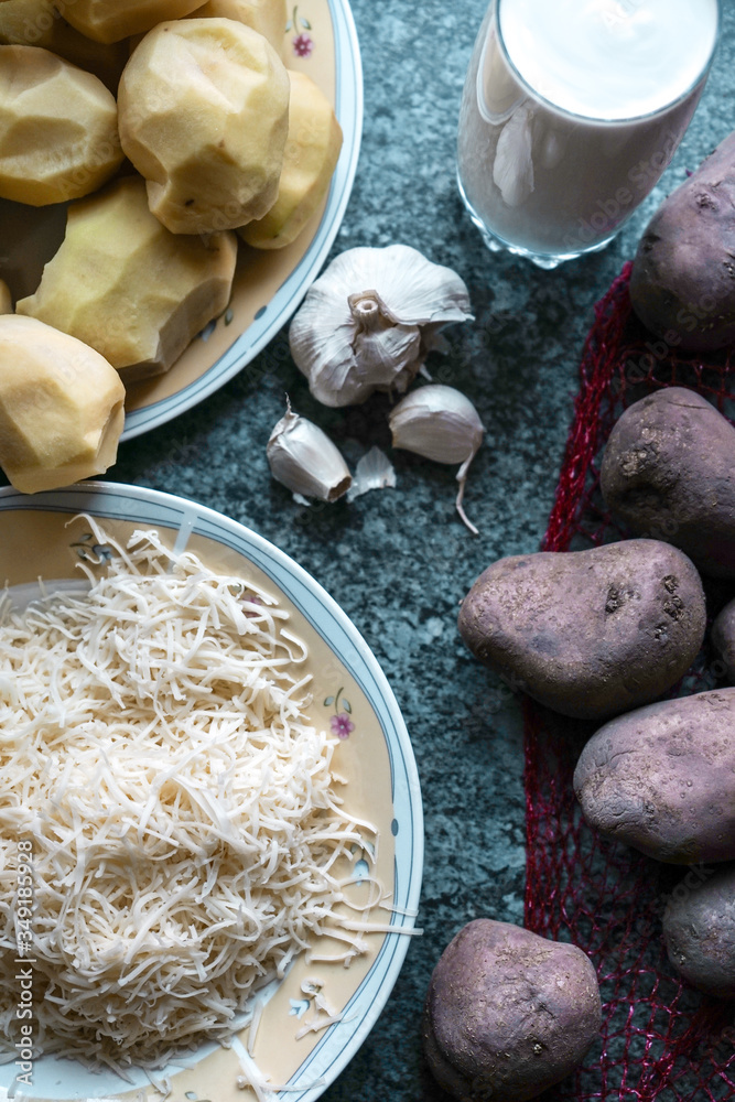 Fototapeta premium Ingredients for cooking dishes with potatoes.