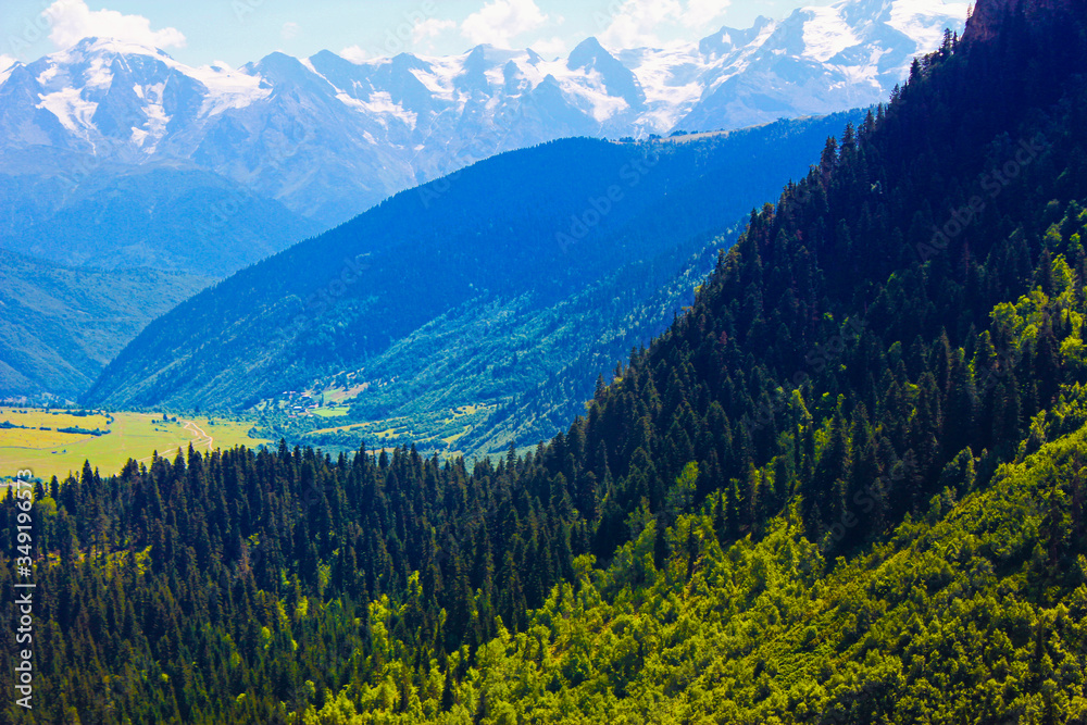 Fototapeta premium Mountain range landscape in Georgia, autumn 