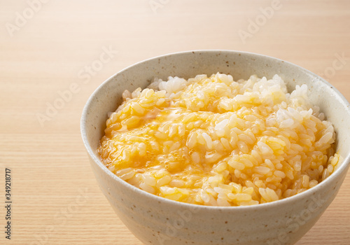Rice with egg in the background of a tree