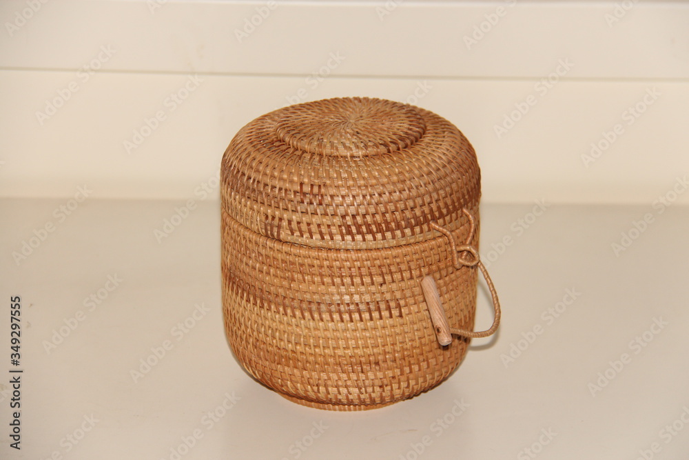 Braiding small food box with a round lid. Handwoven wicker basket Braiding small food box with a round lid. Handwoven wicker basket