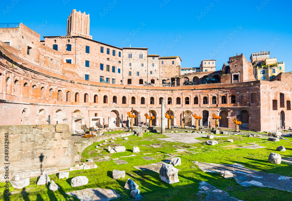 Fototapeta premium Trajan's Market on Forum of Trajan ruins in Rome, Italy