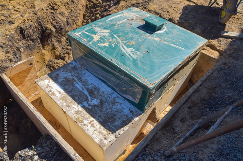 installation of a septic tank in the construction of a private house
