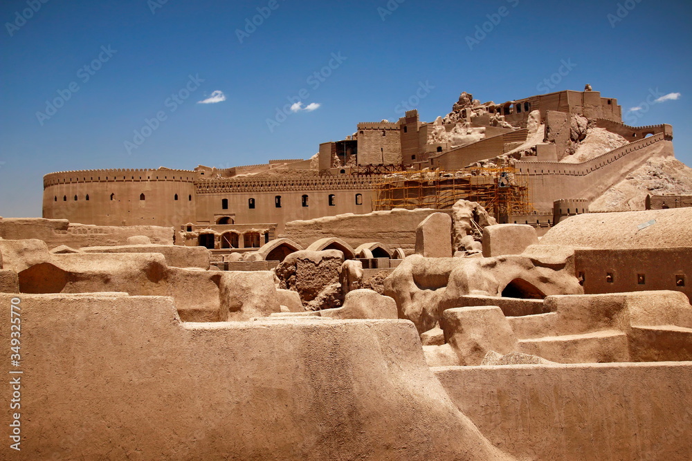 Argh-e Bam, greatest historical adobe complex, destroyed by the earthquake on 26.12.2003, listed as UNESCO world heritage since 2004.
Kerman Province, Iran