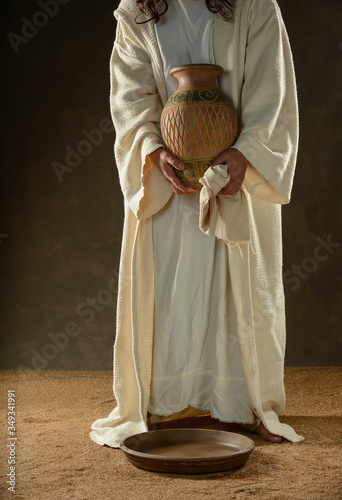 Принти на полотні Jesus prepares to wash his disciples feet