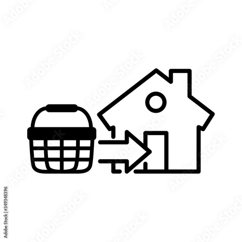 Símbolo entrega de pedido de compra. Icono plano lineal cesta de la compra con flecha y casa en color negro
