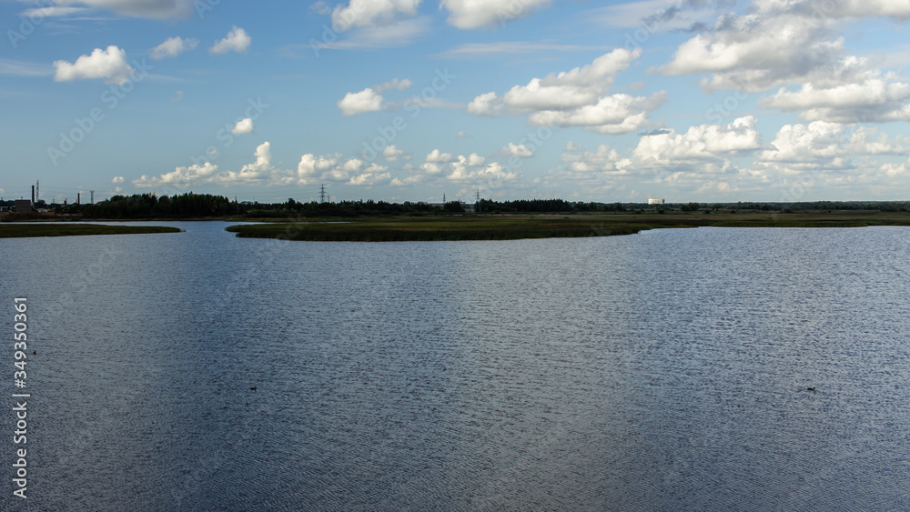 Hourse green island, large lake
Hourse green island, large lake