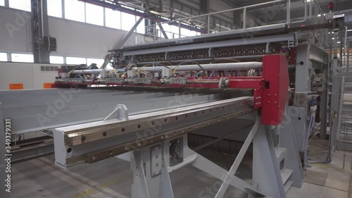 Production of reinforcing mesh on automated lines. Machine for the production of masonry mesh. The process of welding masonry mesh. Reinforcement of reinforced concrete structures.