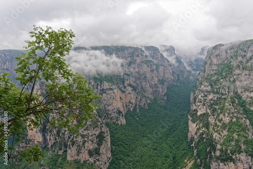 Griechenland - Vikos Schlucht - Aussichtspunkt Oxia photo