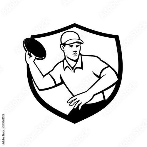 Disc Golf Player Throwing Crest Black and White