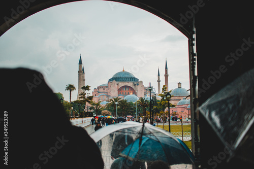 Fotografiet Istanbul Hagia Sophia mosque cathedral in the rain