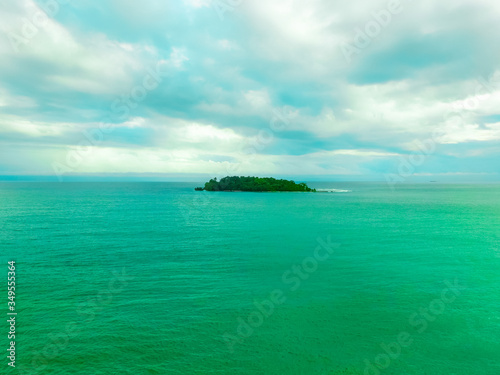 Port Limon - sea and small island in Costa Rica © Solarisys
