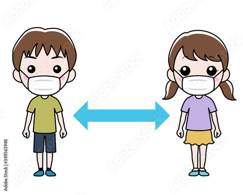 マスクをして距離を取る男の子と女の子