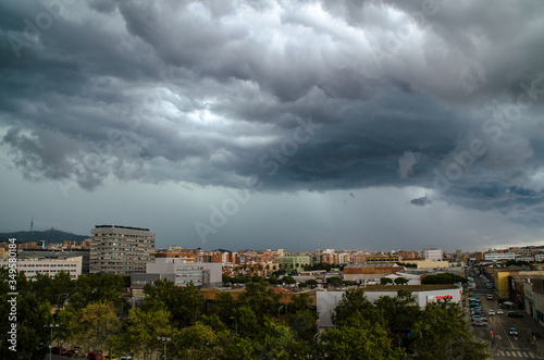 tormenta en la ciudad e barcelona con relampagos photo