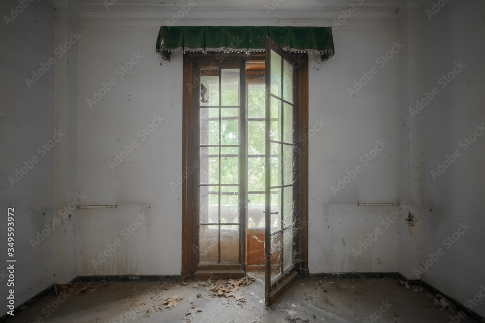 old abandoned house old abandoned house