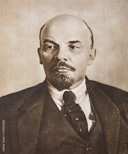 Obraz na płótnie Vladimir Lenin portrait, Russian revolutionary and Head of government from 1917-1924. Picture from book LENIN, Published by OGIZ State Publishing House of Political Literature, Moscow 1939. w salonie