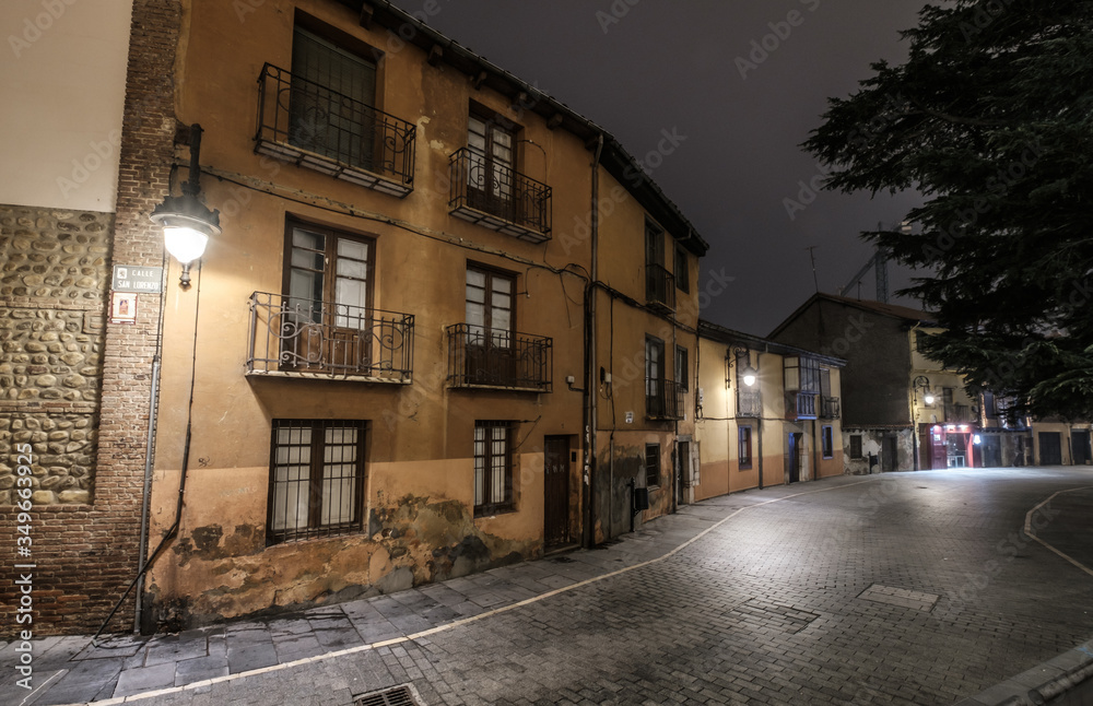 Night shot Barrio Humedo, humid district, of Leon old town Castilla y Leon, Spain