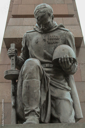 statue of a soldier
