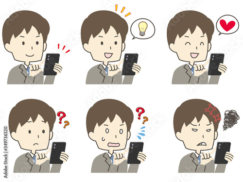 スマホを操作する男性のセット