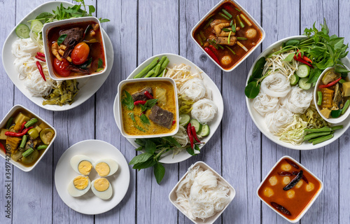 Thai Chinese Food. Khnom Jeen 