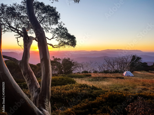 perfect sunset from razorback ridge on mt hotham melbourne victoria