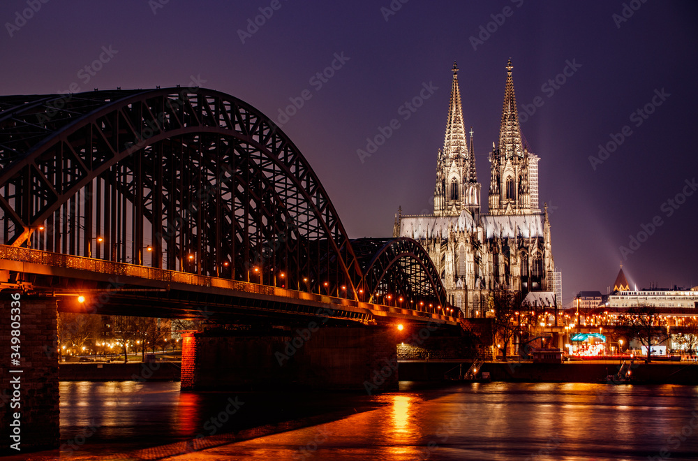 Fototapeta premium Brücke und Dom 3