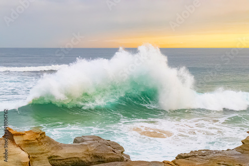 Fototapeta Naklejka Na Ścianę i Meble -  waves and rocks