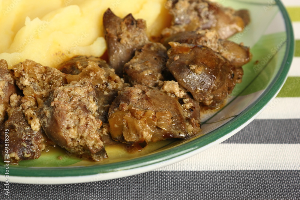 Fried chicken livers and mashed potatoes