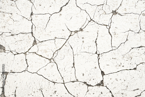 cracked concrete wall