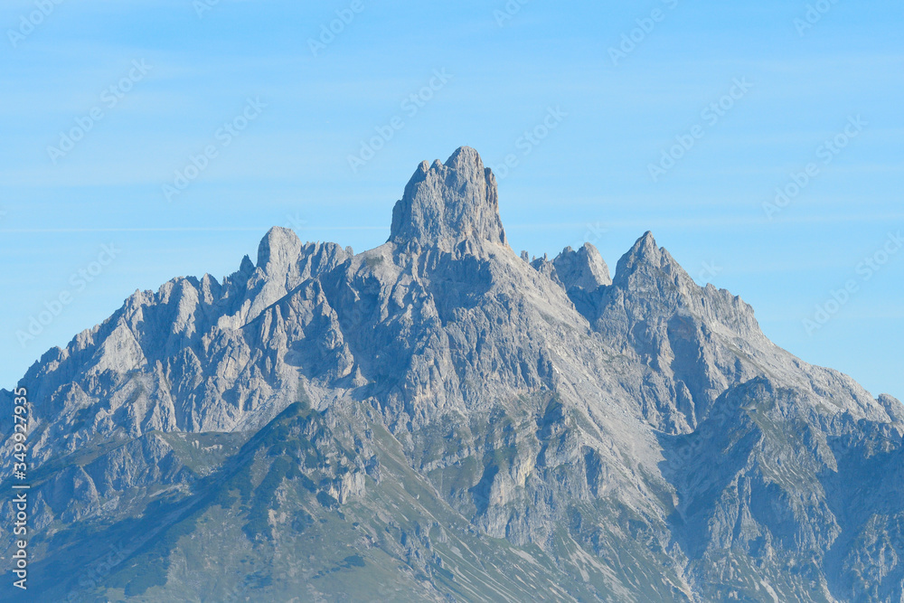 Blick auf das Dachsteingebirge mit der Bischofsmütze	