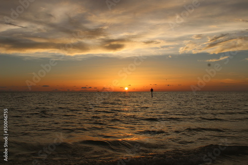 Fototapeta Naklejka Na Ścianę i Meble -  Clearwater Beach sunset
