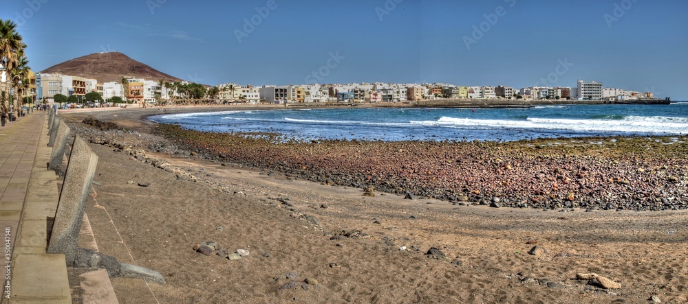 Fototapeta premium Panoramic view of Arinaga Beach, in Grand Canary