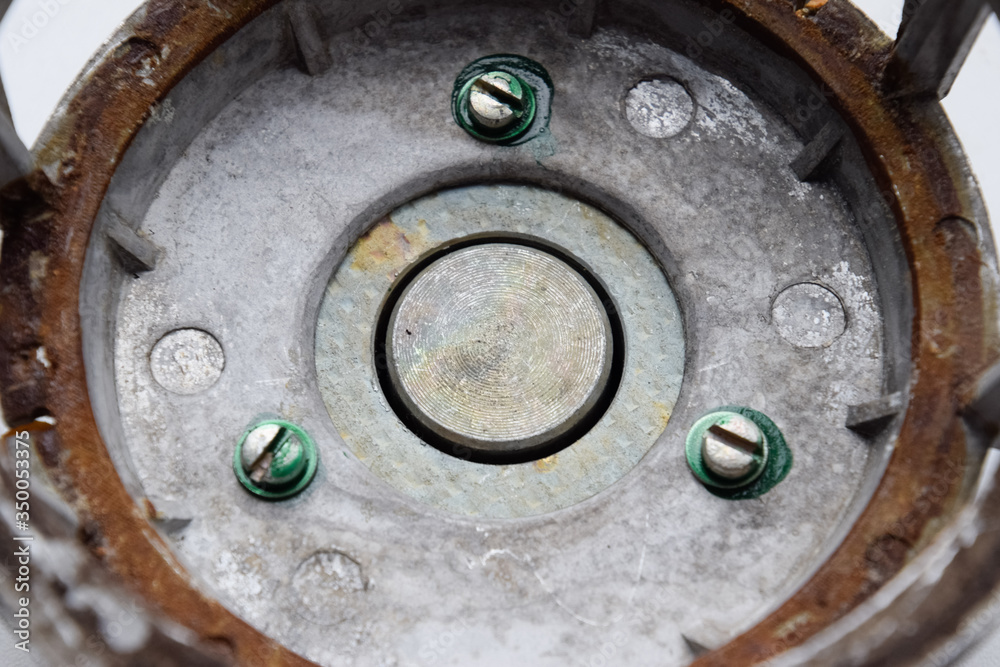 magnetic system of the Soviet speaker 20gds-3. Disassembled mid-range speaker. magnetic system of the Soviet speaker 20gds-3. Disassembled mid-range speaker.