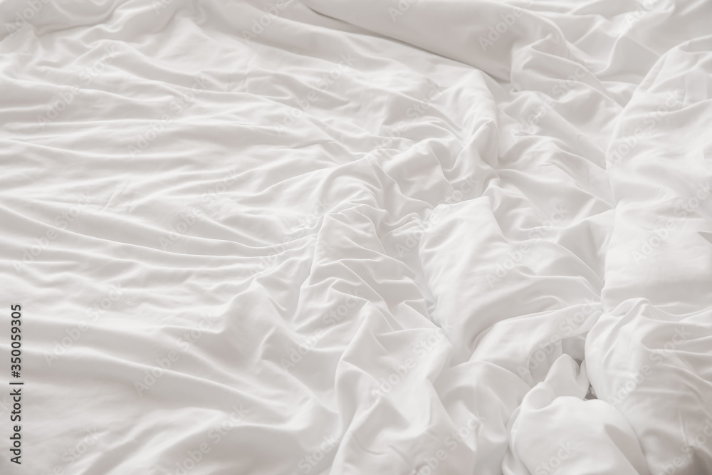 Fototapeta premium Clean linen on big bed