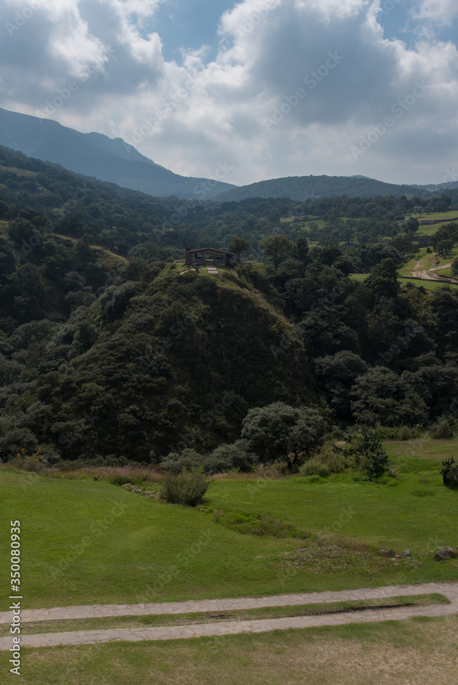 Arcos de Sitio ecological park, In Mexico, Tepotzotlán where you can practice ecotourism and family activities on the beautiful green areas, environmental