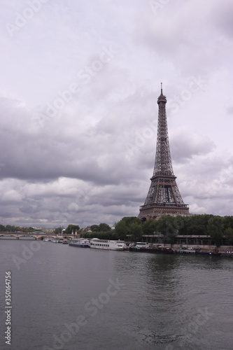 the eiffel tower