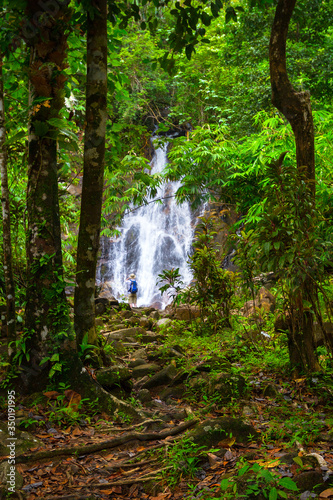 Fototapeta Naklejka Na Ścianę i Meble -  Beautiful Sai Rung waterfall in Thailand