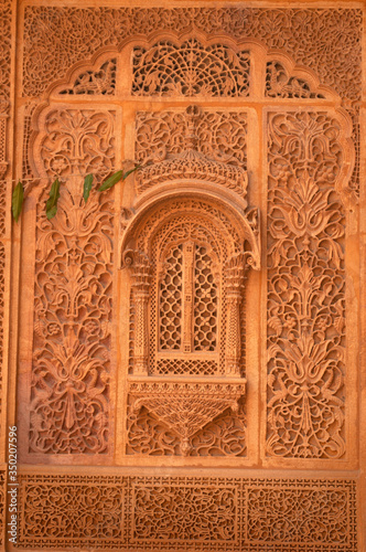 Carved sandstome window, Mandir Palace, residence of the rulers of Jaisalmer for 2 centuries, Jaisalmer, Rajasthan, India