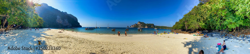 PHI PHI DON, THAILAND - DECEMBER 23, 2019: Monkey Beach on a sunny afternoon. Panoramic view © jovannig