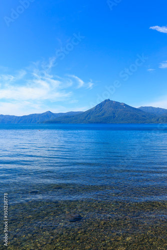 支笏湖 © k_river