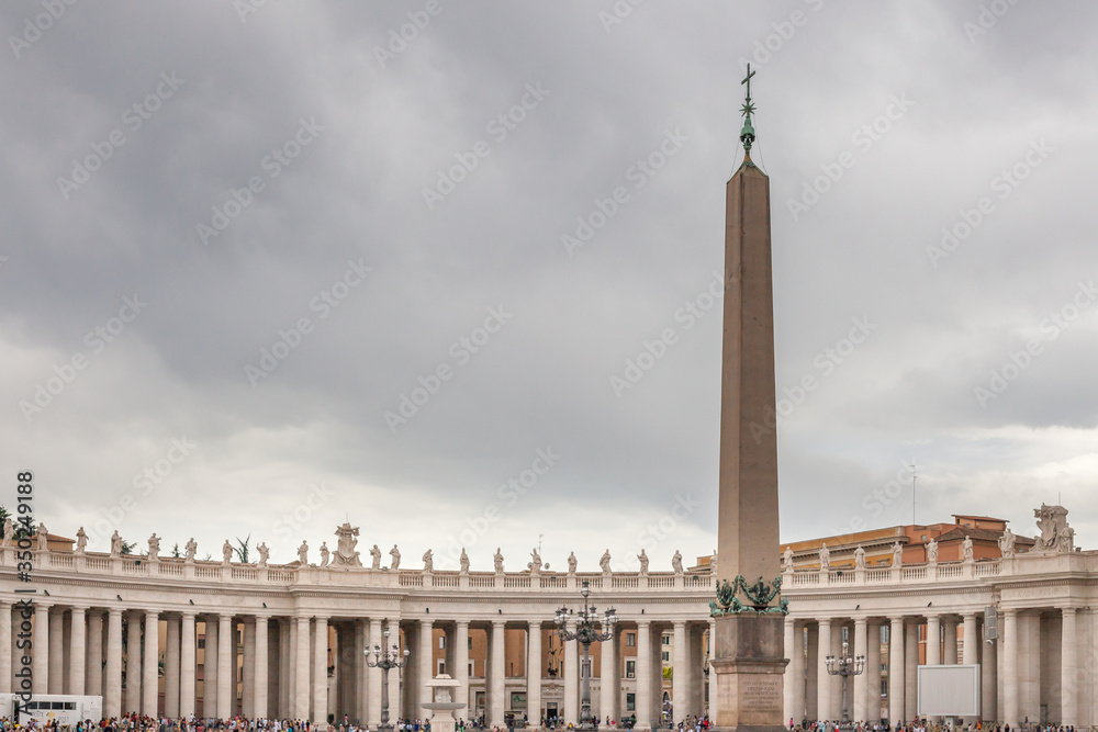 ROME, ITALY - 2014 AUGUST 19. St. Peter's Basilica, St. Peter's Square, Vatican City.