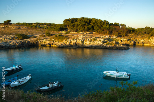Barche nel mare adriatico t...